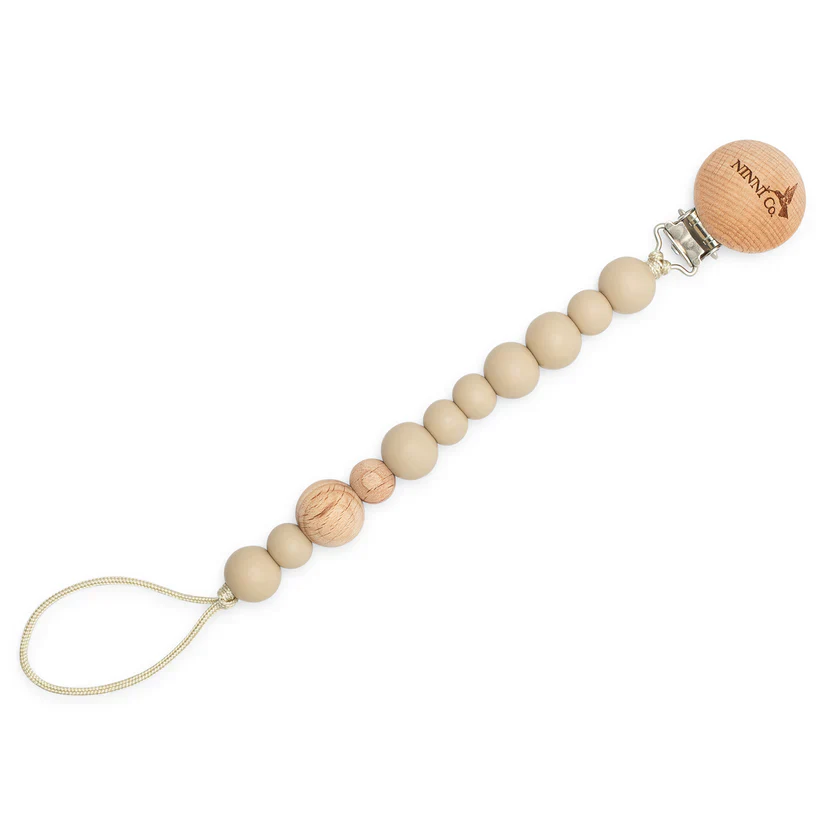 Ninni Co. Toffee Brown Pacifier Clip - Image 2